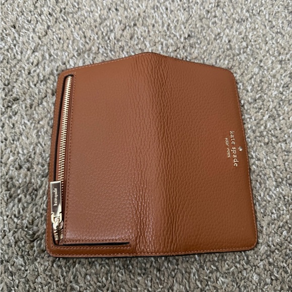 Kate Spade wallet - Picture 6 of 7
